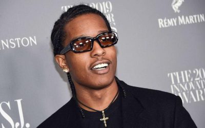 A$AP Rocky fue sorprendido por la policía en un aeropuerto.