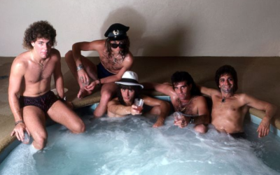 Alec John Such, el que fuese el bajista original de la banda Bon Jovi y uno de los miembros fundadores del grupo, ha fallecido este domingo a los 70 años.