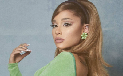 Un artículo de uso personal es el que lleva Ariana Grande en sus giras. Entérate de que se trata.