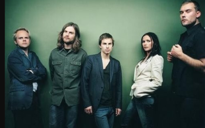 La banda sueca The Cardigans publica nuevo material después de 17 años.