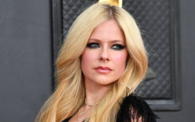 20 años de uno de los discos más populares de los 2000 y Avril Lavigne lo comparte.