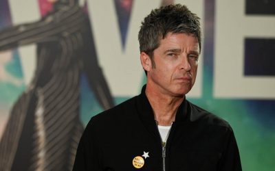 Robert Smith (The Cure) y Noel Gallagher hacen una versión Deluxe de ‘Pretty Boy’