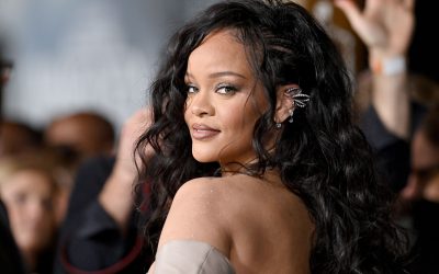 Rihanna sufre de inseguridad, roban el auto de su chofer días después de ser invadida por un sujeto en su propia casa