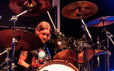 El hijo del baterista de Queen podría convertirse en el nuevo baterista de Foo Fighters