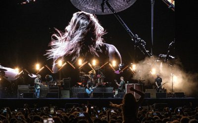 Foo Fighters se presentó en un festival junto a Josh Freese e invita a Shane Hawkins para tocar “I’ll Stick Around”