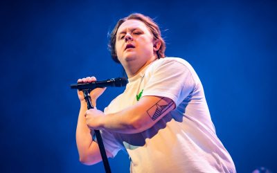 Lewis Capaldi cancela sus próximos conciertos debido a problemas de salud mental