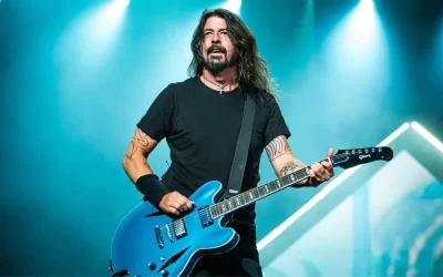 Foo Fighters sorprende en un show al invitar a Michael Bublé a interpretar ‘Haven’t Met You Yet’
