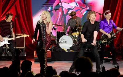 The Rolling Stones da un concierto sorpresa en Nueva York y Lady Gaga