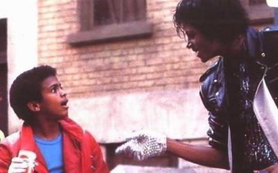 Se subasta la chaqueta de cuero de Michael Jackson de un comercial de gaseosa de 1984