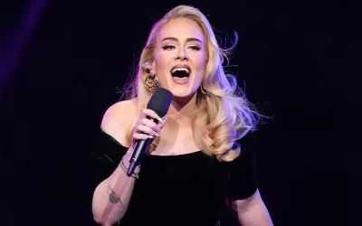 Adele detiene su concierto tras sorprenderse al ver a alguien entre el público