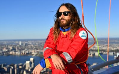 Jared Leto escala el Empire State Building y da una sorpresa en la cima