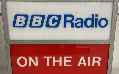 La BBC subasta equipos vintage, mobiliaria y una gran colección de vinilos