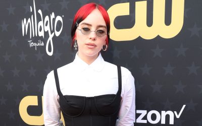 Billie Eilish anuncia que ya tiene listo su nuevo disco de estudio