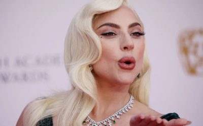 Lady Gaga se posiciona en contra de la transfobia y recibe hate explosivo en redes sociales