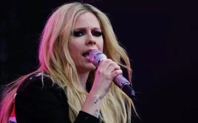 Avril Lavigne es reconocida por su exitosa carrera