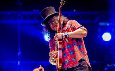 Slash confiesa detalles de sobre su reconciliación con Axl Rose