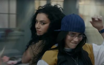 Charli XCX y Billie Eilish sorprenden con el estreno de un explosivo remix