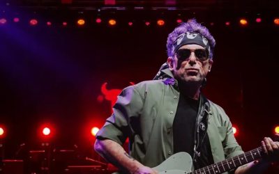 Andrés Calamaro abandona el escenario por la reacción del público a su defensa de la tauromaquia
